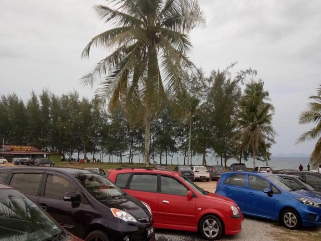 Roomstay Kuala Nerus Gated Parking - 6M To Beach & 15M To Drawbridge Kuala Terengganu Kültér fotó