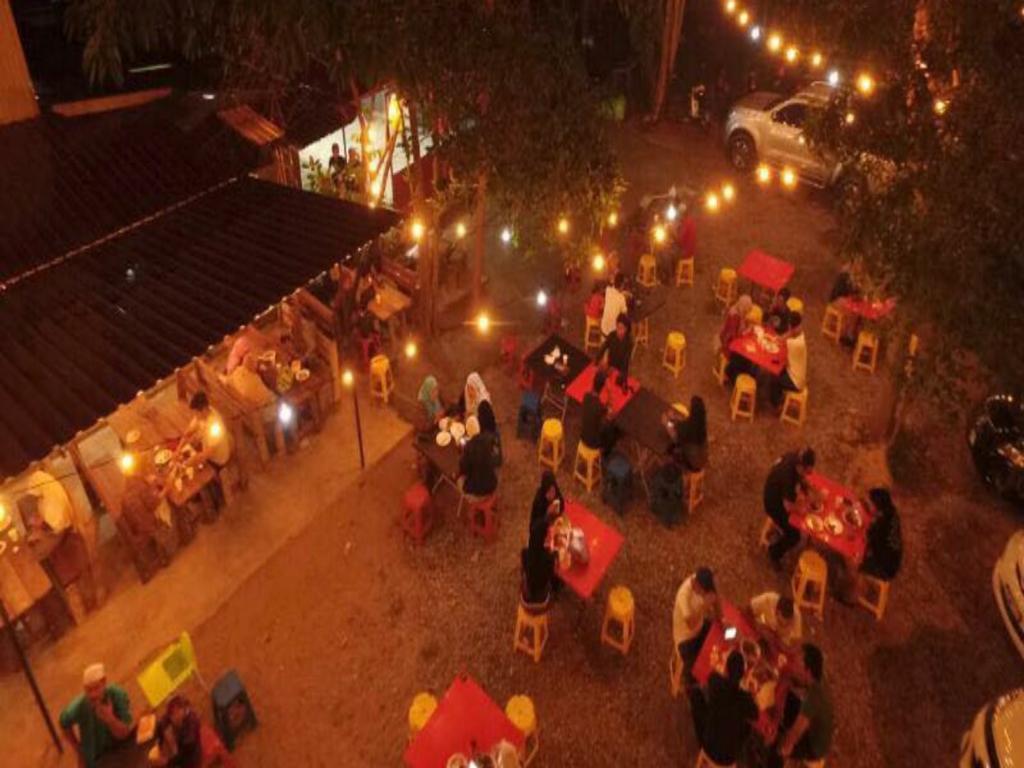 Roomstay Kuala Nerus Gated Parking - 6M To Beach & 15M To Drawbridge Kuala Terengganu Kültér fotó